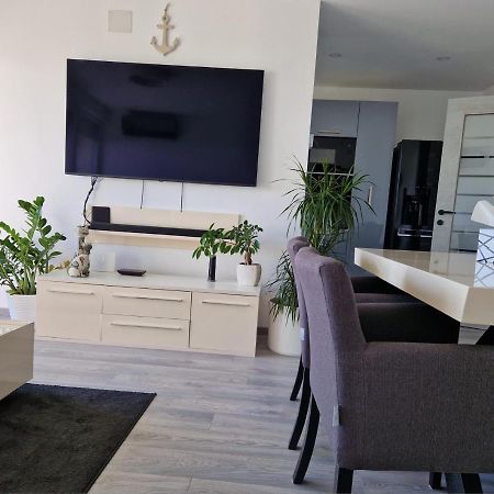 Apartment Illaria Rijeka Exterior photo