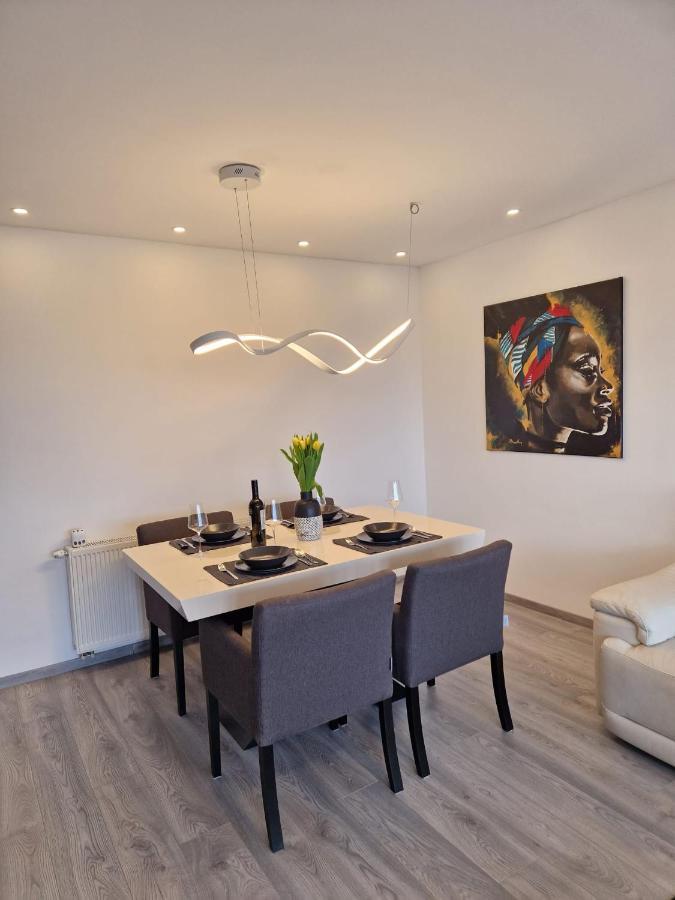 Apartment Illaria Rijeka Exterior photo