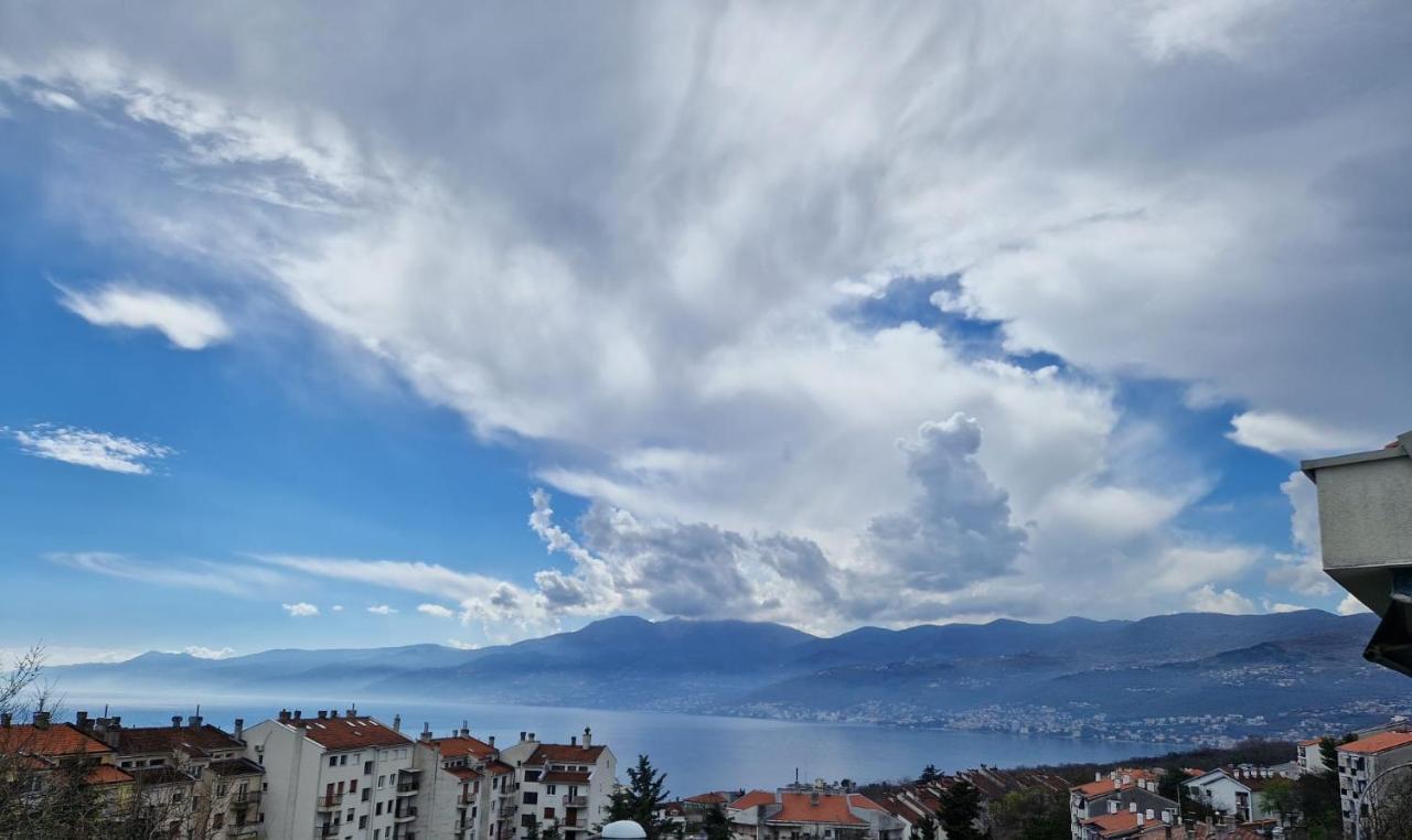Apartment Illaria Rijeka Exterior photo